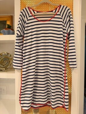 LAKE striped gown with Navy and White Bands and Red Trim! VGUC! 100% Pima cotton